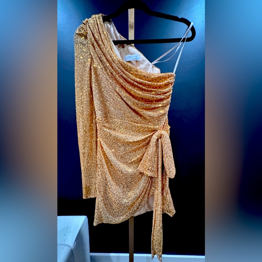 Mac Duggal Sequined One Shoulder Draped Side Bow Mini Dress gold - Picture 2 of 6